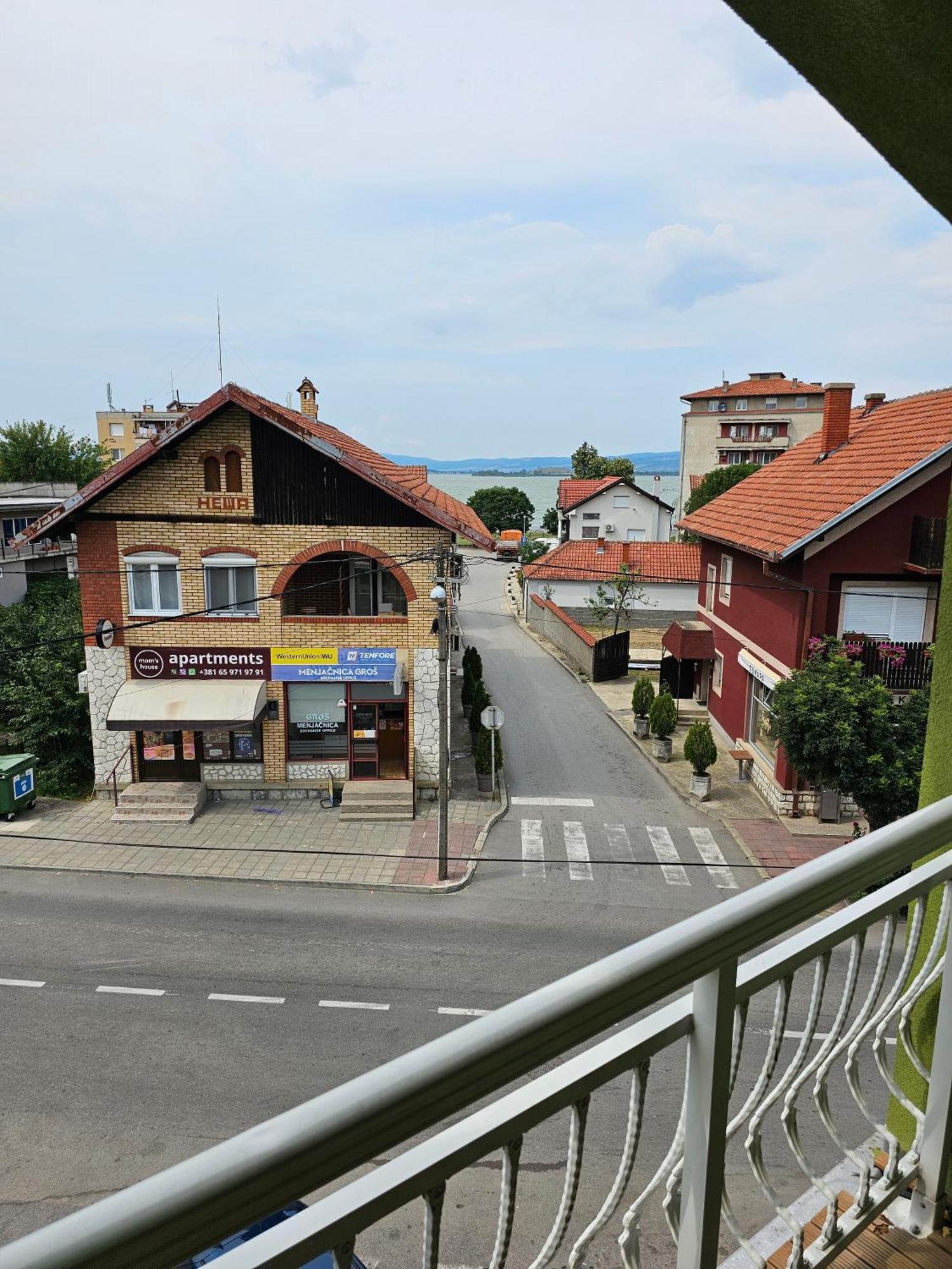 Apartmani Royal Residence Golubac Luaran gambar